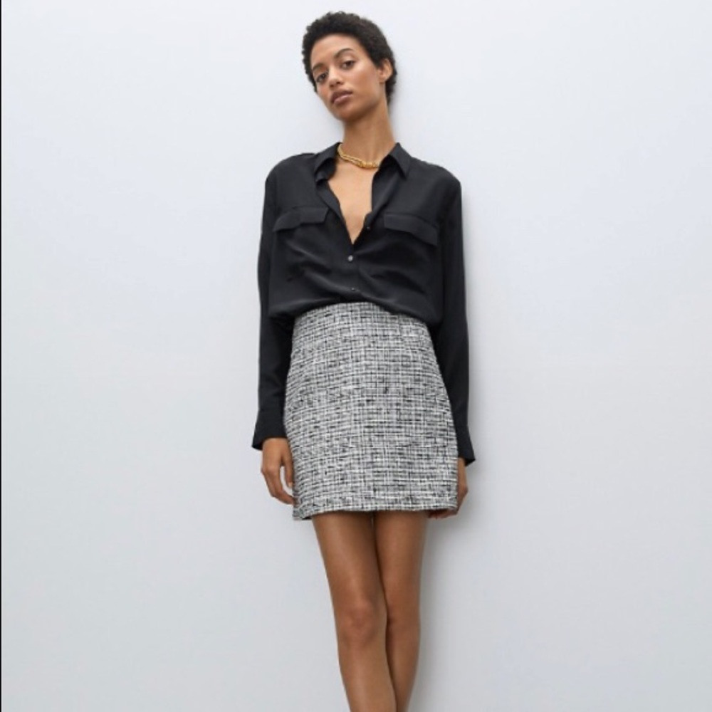 NWT Aritzia Babaton Little Tweed Skirt